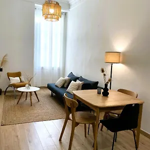  Apartment Cozy One Bedroom Apartment-city Center France